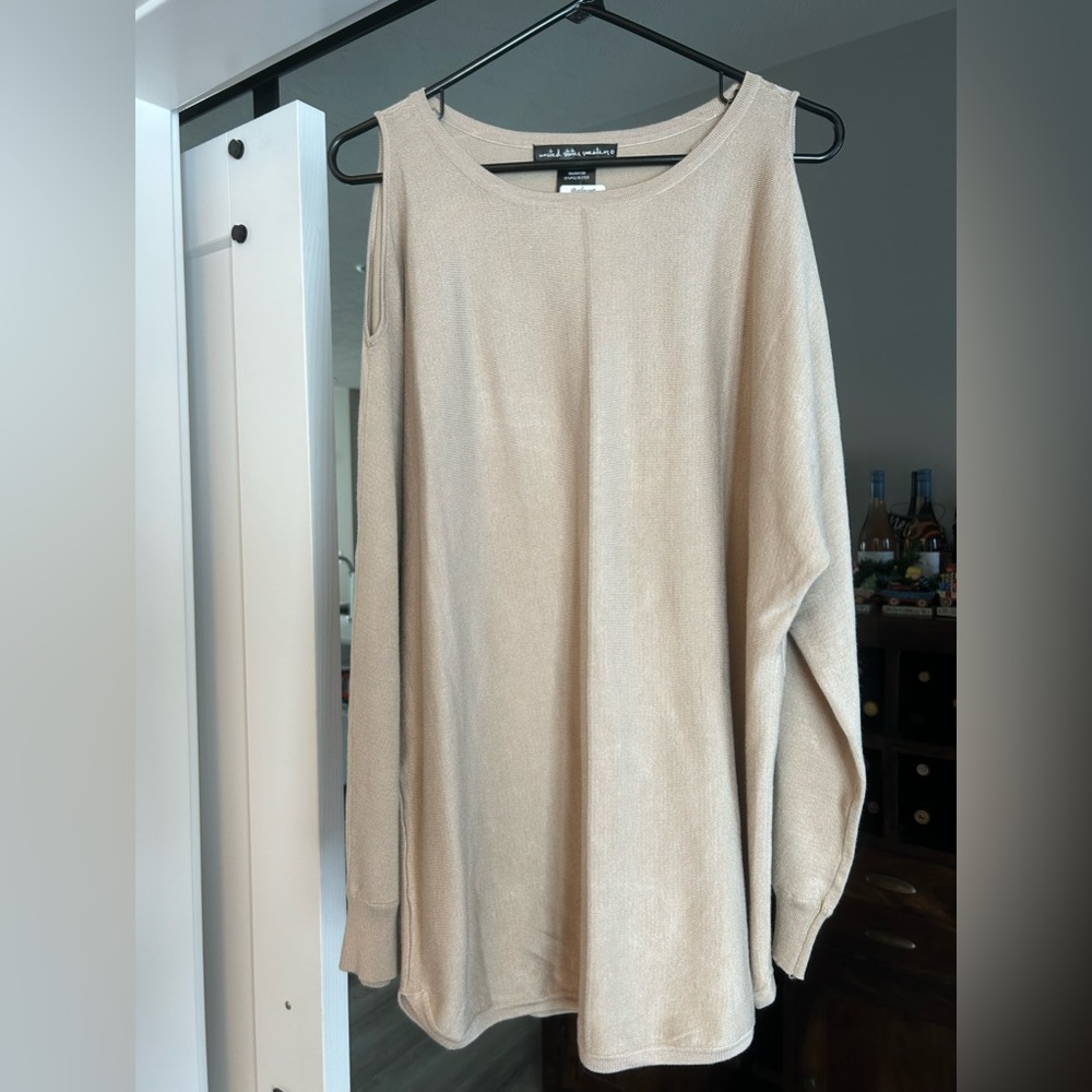 NWT- Tan sweater with keyhole at the shoulder